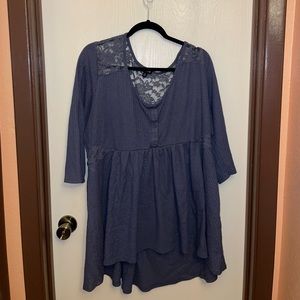 Torrid Size 3 3/4 Sleeve Top